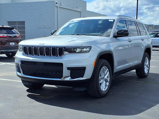 2025 Jeep Grand Cherokee GRAND CHEROKEE L LAREDO X 4X4