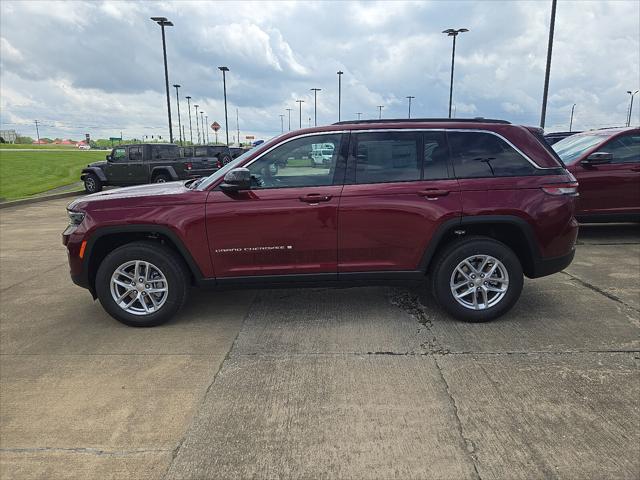2025 Jeep Grand Cherokee GRAND CHEROKEE LAREDO X 4X4