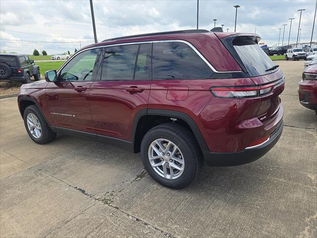 2025 Jeep Grand Cherokee GRAND CHEROKEE LAREDO X 4X4