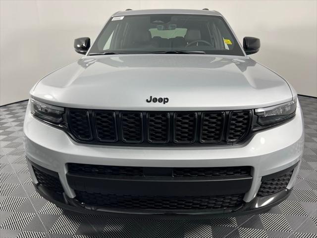2025 Jeep Grand Cherokee GRAND CHEROKEE L ALTITUDE X 4X2