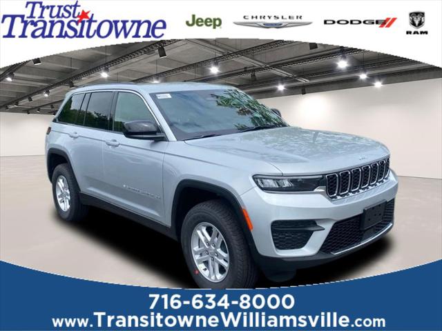 2025 Jeep Grand Cherokee GRAND CHEROKEE LAREDO 4X4