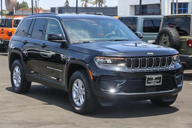 2025 Jeep Grand Cherokee GRAND CHEROKEE LAREDO 4X2