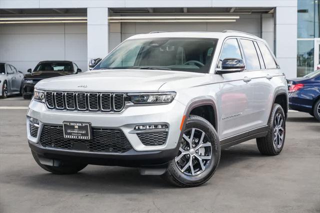 2025 Jeep Grand Cherokee GRAND CHEROKEE LIMITED 4X4