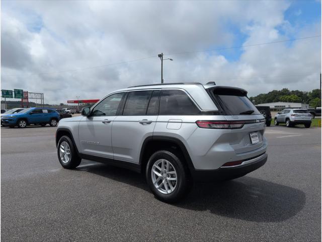 2025 Jeep Grand Cherokee GRAND CHEROKEE LAREDO X 4X2