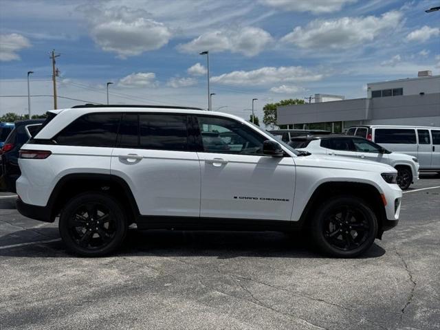2025 Jeep Grand Cherokee GRAND CHEROKEE ALTITUDE X 4X4