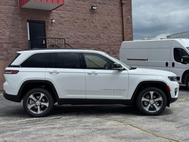 2025 Jeep Grand Cherokee GRAND CHEROKEE LIMITED 4X4