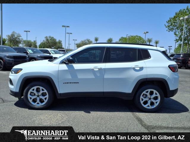 2025 Jeep Compass COMPASS LATITUDE 4X4