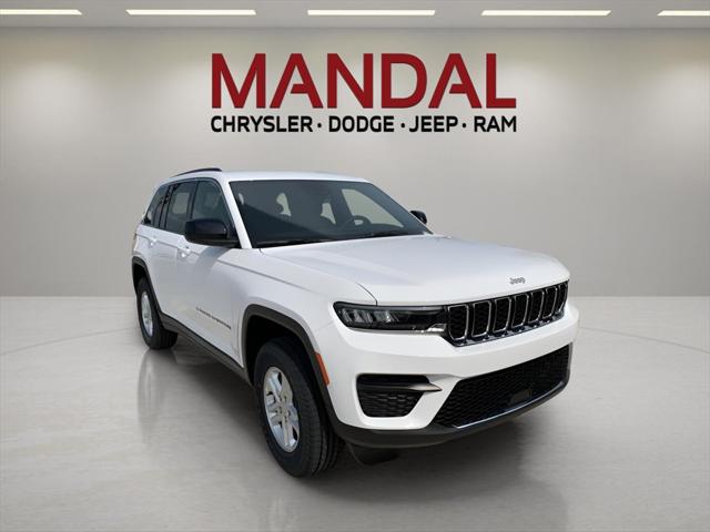 2025 Jeep Grand Cherokee GRAND CHEROKEE LAREDO 4X2