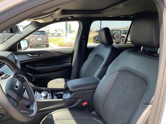 2025 Jeep Grand Cherokee GRAND CHEROKEE L ALTITUDE X 4X2