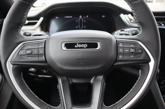 2025 Jeep Grand Cherokee GRAND CHEROKEE L ALTITUDE 4X2