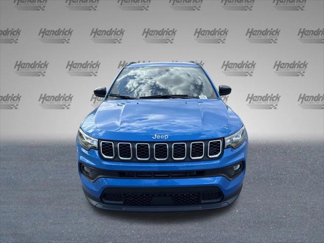 2025 Jeep Compass COMPASS LATITUDE 4X4