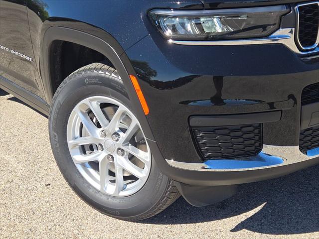 2025 Jeep Grand Cherokee GRAND CHEROKEE L LAREDO X 4X4