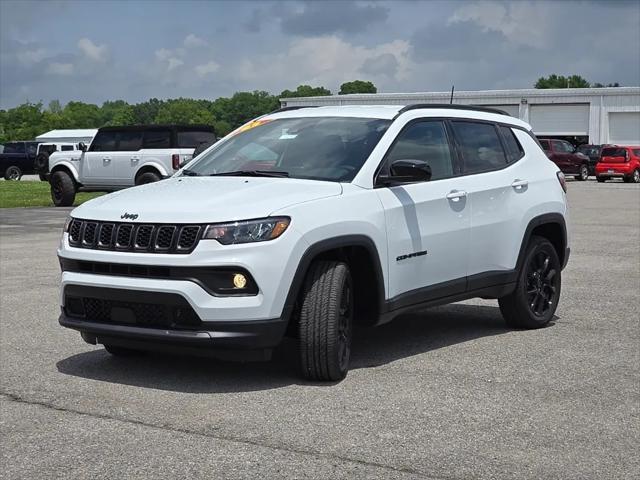 2025 Jeep Compass COMPASS LATITUDE 4X4
