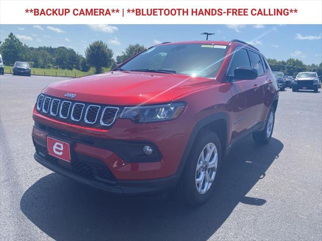 2025 Jeep Compass COMPASS LATITUDE 4X4