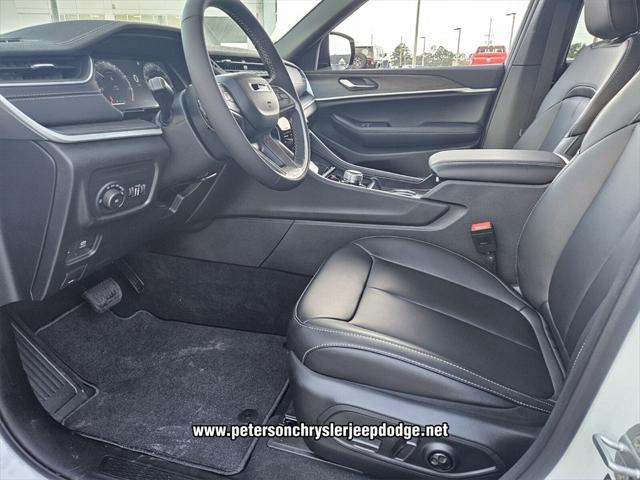 2025 Jeep Grand Cherokee GRAND CHEROKEE L LIMITED 4X2