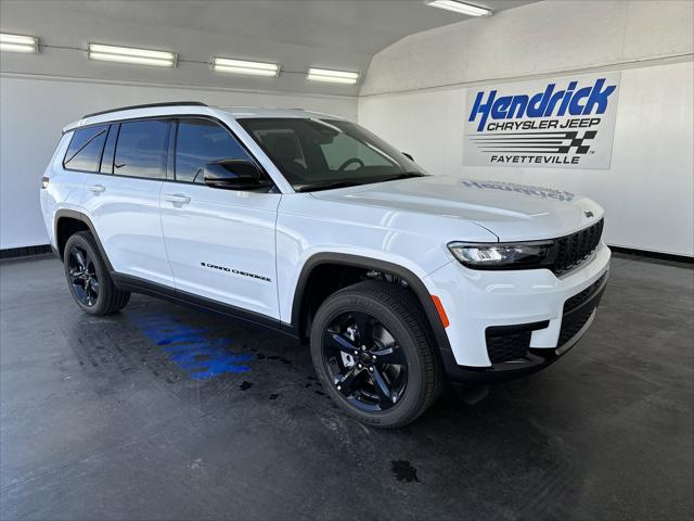 2025 Jeep Grand Cherokee GRAND CHEROKEE L ALTITUDE X 4X4
