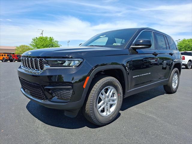 2025 Jeep Grand Cherokee GRAND CHEROKEE LAREDO 4X4