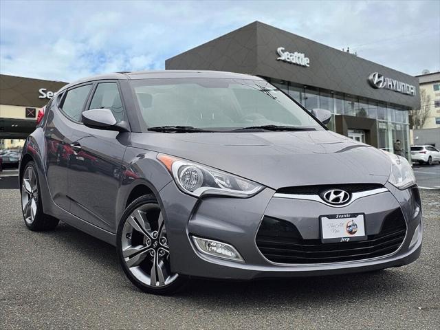 2013 Hyundai Veloster Base w/Black