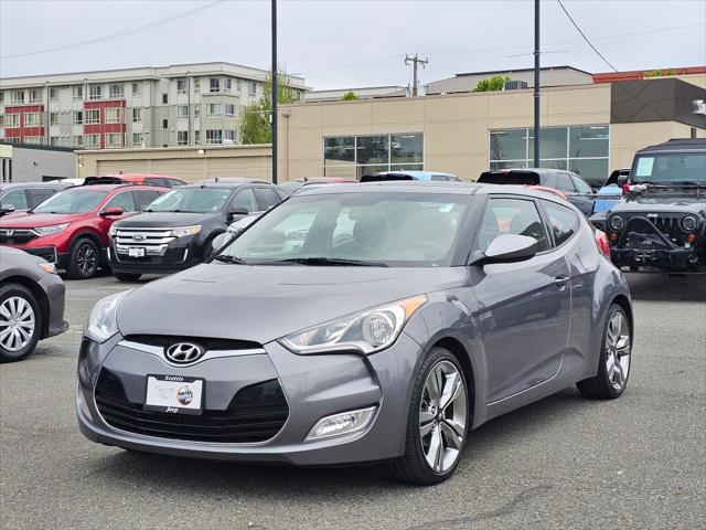2013 Hyundai Veloster Base w/Black