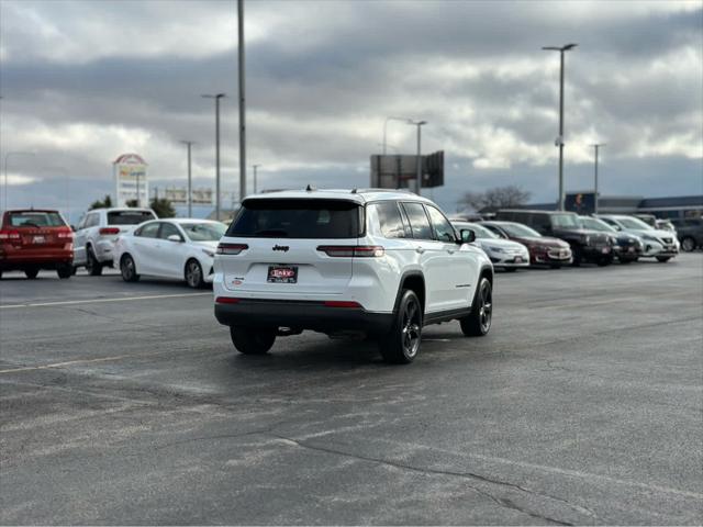 2023 Jeep Grand Cherokee L Altitude 4x4