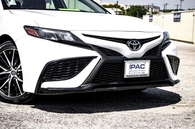2024 Toyota Camry SE