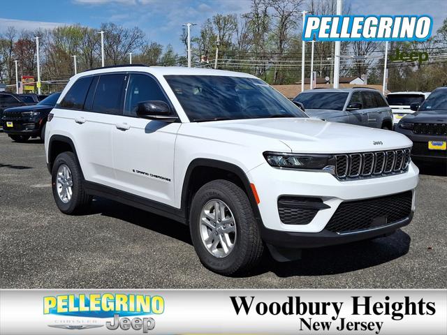 2025 Jeep Grand Cherokee GRAND CHEROKEE LAREDO 4X4