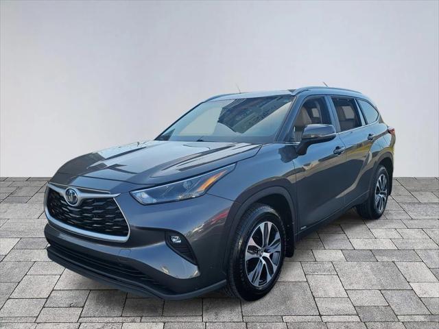 2023 Toyota Highlander Hybrid XLE