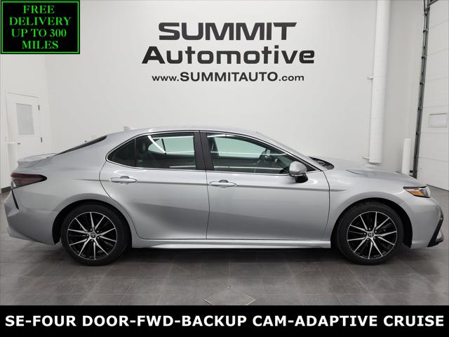 2023 Toyota Camry SE Nightshade Edition Hybrid