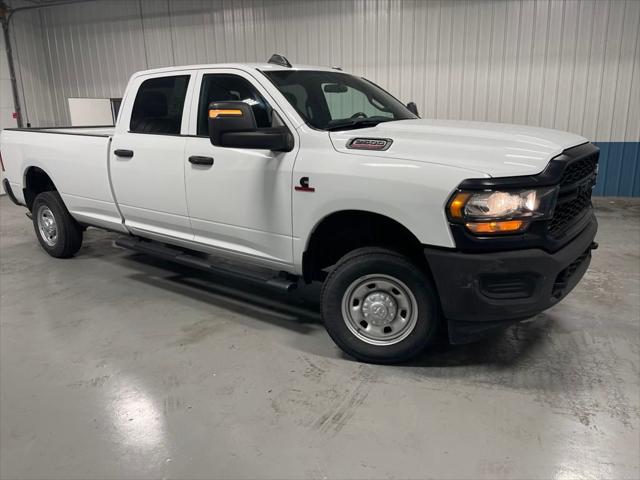 2024 RAM 2500 Tradesman Crew Cab 4x4 8 Box