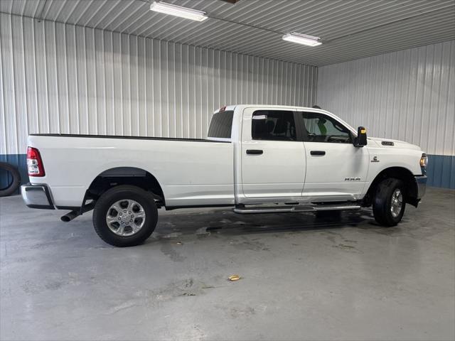 2024 RAM 3500 Big Horn Crew Cab 4x4 8 Box