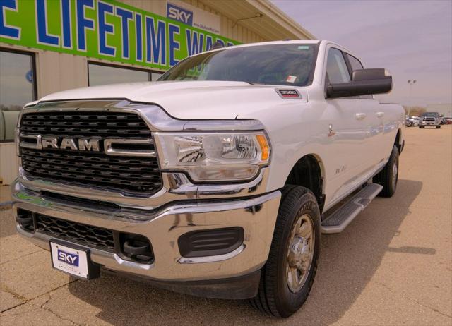 2022 RAM 3500 Big Horn Crew Cab 4x4 8 Box