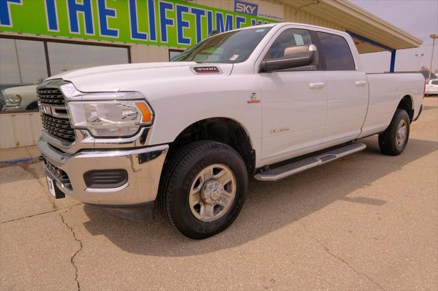 2022 RAM 3500 Big Horn Crew Cab 4x4 8 Box
