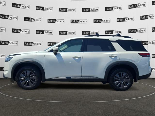 2022 Nissan Pathfinder SV 2WD