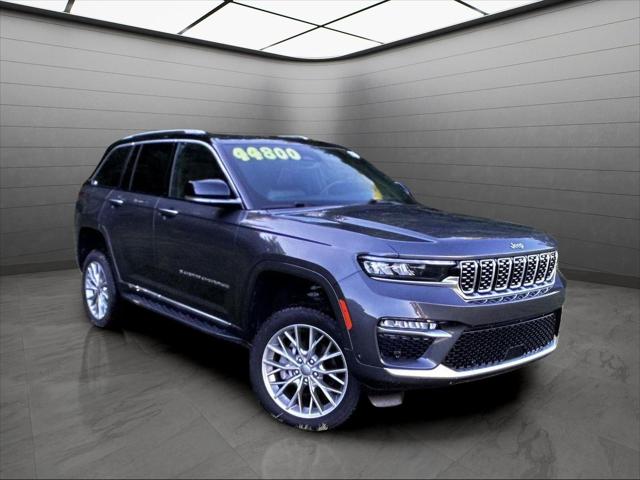 2022 Jeep Grand Cherokee Summit 4x4 2022 Jeep Grand Cherokee Summit 4x4