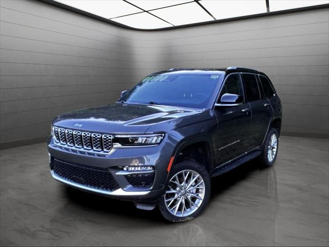 2022 Jeep Grand Cherokee Summit 4x4 2022 Jeep Grand Cherokee Summit 4x4