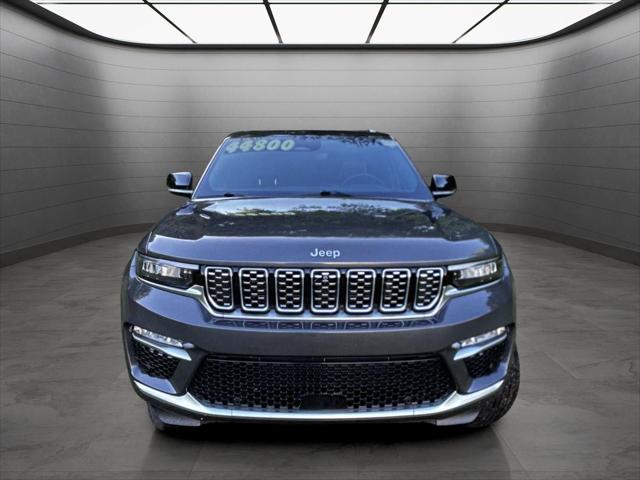 2022 Jeep Grand Cherokee Summit 4x4 2022 Jeep Grand Cherokee Summit 4x4