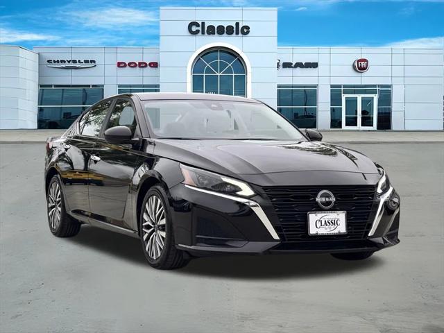 2023 Nissan Altima SV FWD