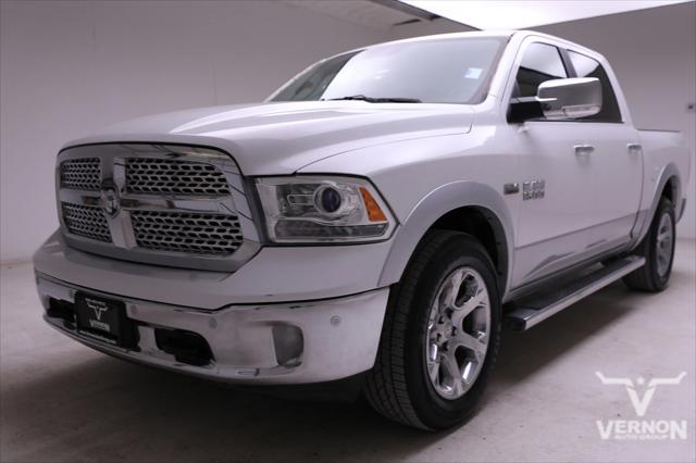 2017 RAM 1500 Laramie Crew Cab 4x4 57 Box
