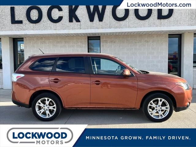 2014 Mitsubishi Outlander SE