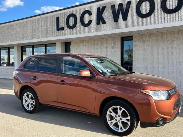 2014 Mitsubishi Outlander SE