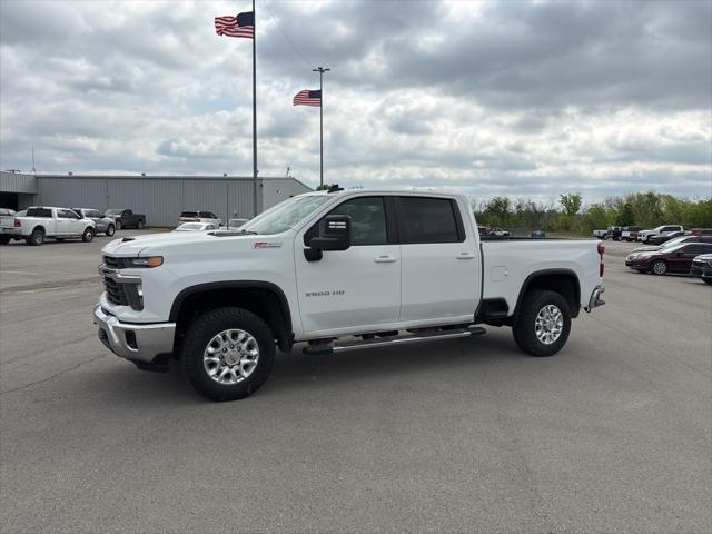 2024 Chevrolet Silverado 2500HD 4WD Crew Cab Standard Bed LT