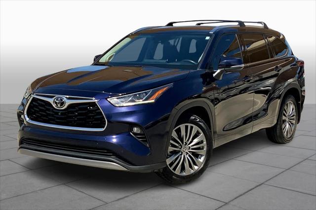 2022 Toyota Highlander Platinum