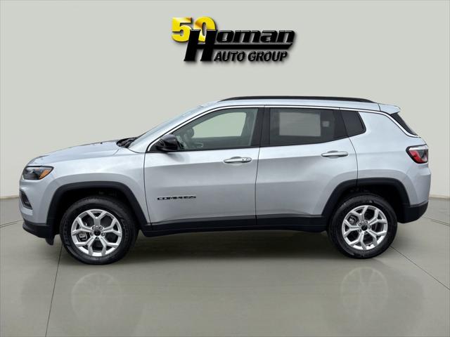 2025 Jeep Compass COMPASS LATITUDE 4X4
