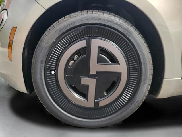2025 Fiat 500e Giorgio Armani FWD