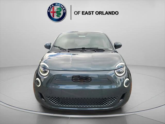 2025 Fiat 500e Giorgio Armani FWD