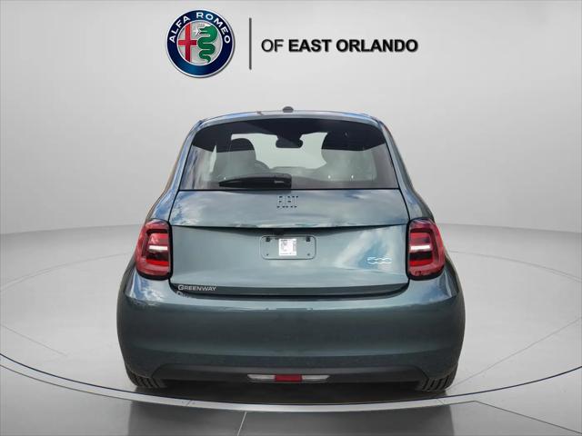 2025 Fiat 500e Giorgio Armani FWD