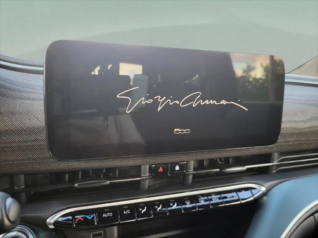 2025 Fiat 500e Giorgio Armani FWD