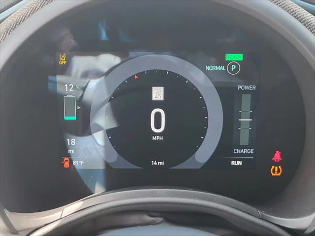 2025 Fiat 500e Giorgio Armani FWD