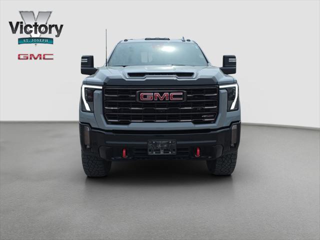 2024 GMC Sierra 2500HD 4WD Crew Cab Standard Bed AT4X