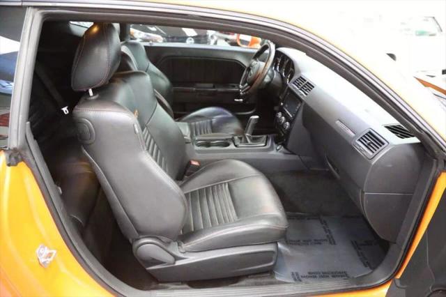 2014 Dodge Challenger Shaker Pkg